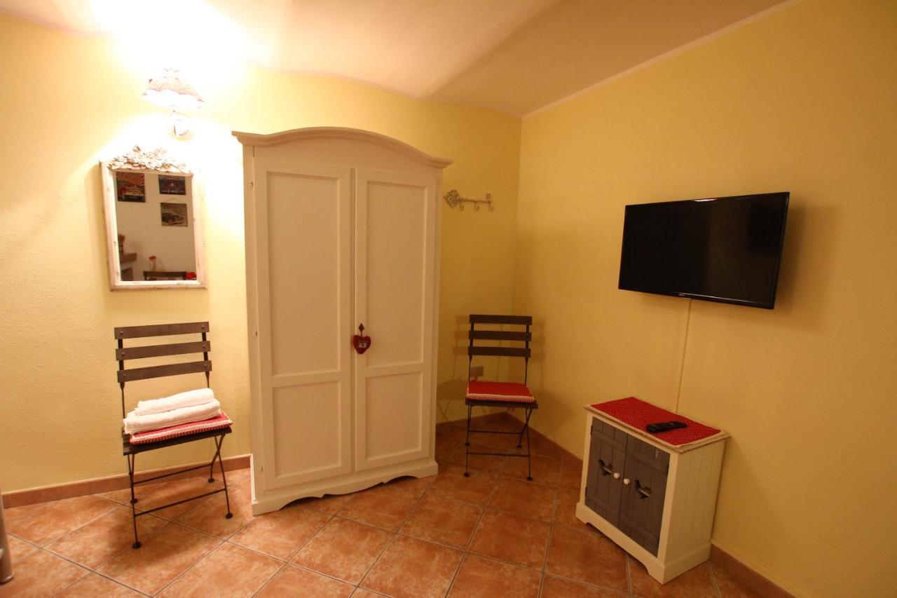 Bed And Breakfast Majore Νουόρο Εξωτερικό φωτογραφία